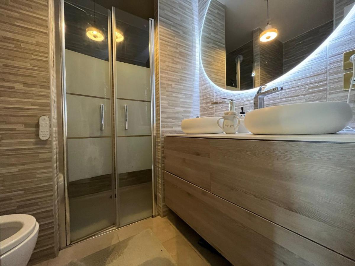 Appartement Luxueux Climatise Avec Terrasse, 6 Couchages - 17Eme Arrondissement De Paris Clichy Zewnętrze zdjęcie